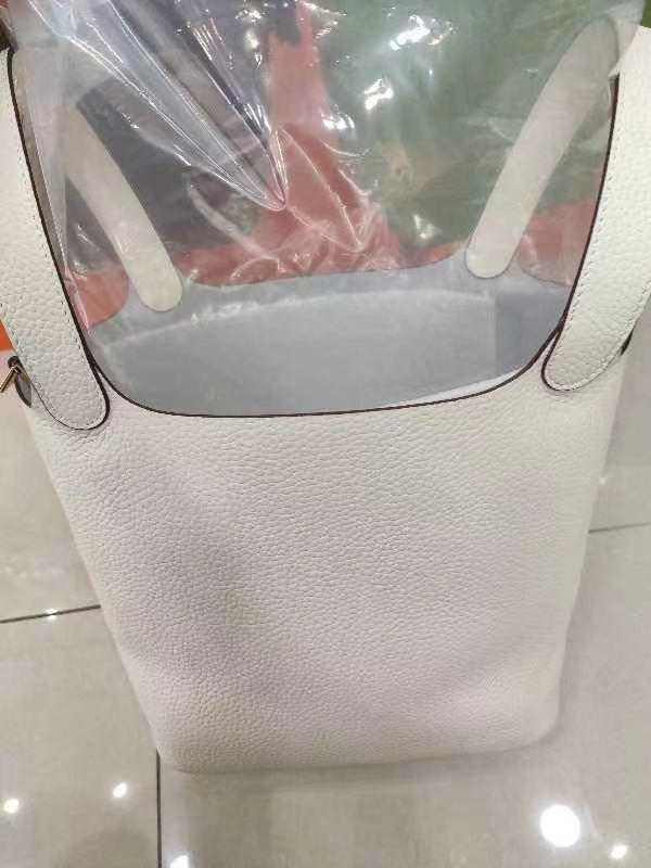 Bucket-style Handbag