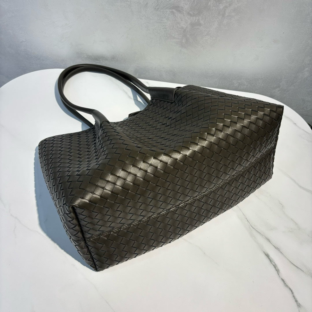 Intrecciato Weave Leather Tote Bag