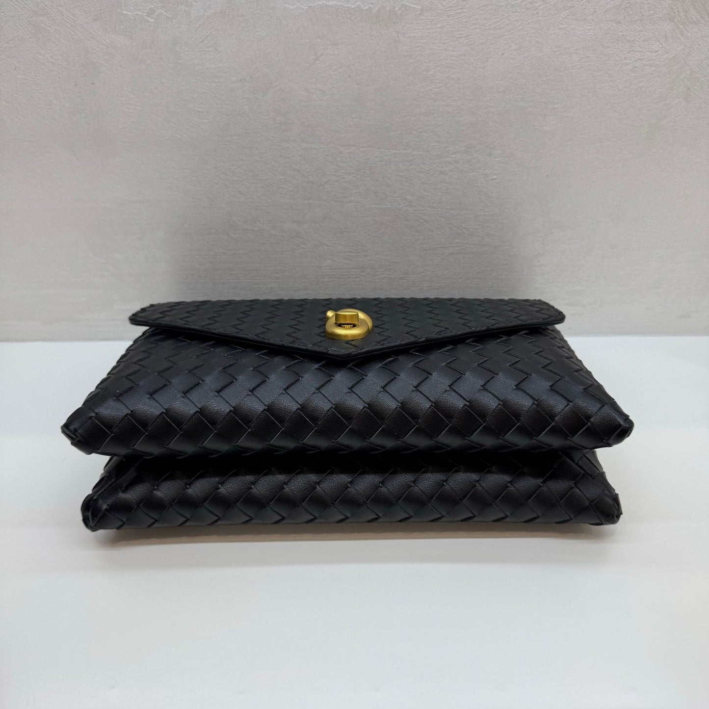Knot Lock Leather Top Handle Bag