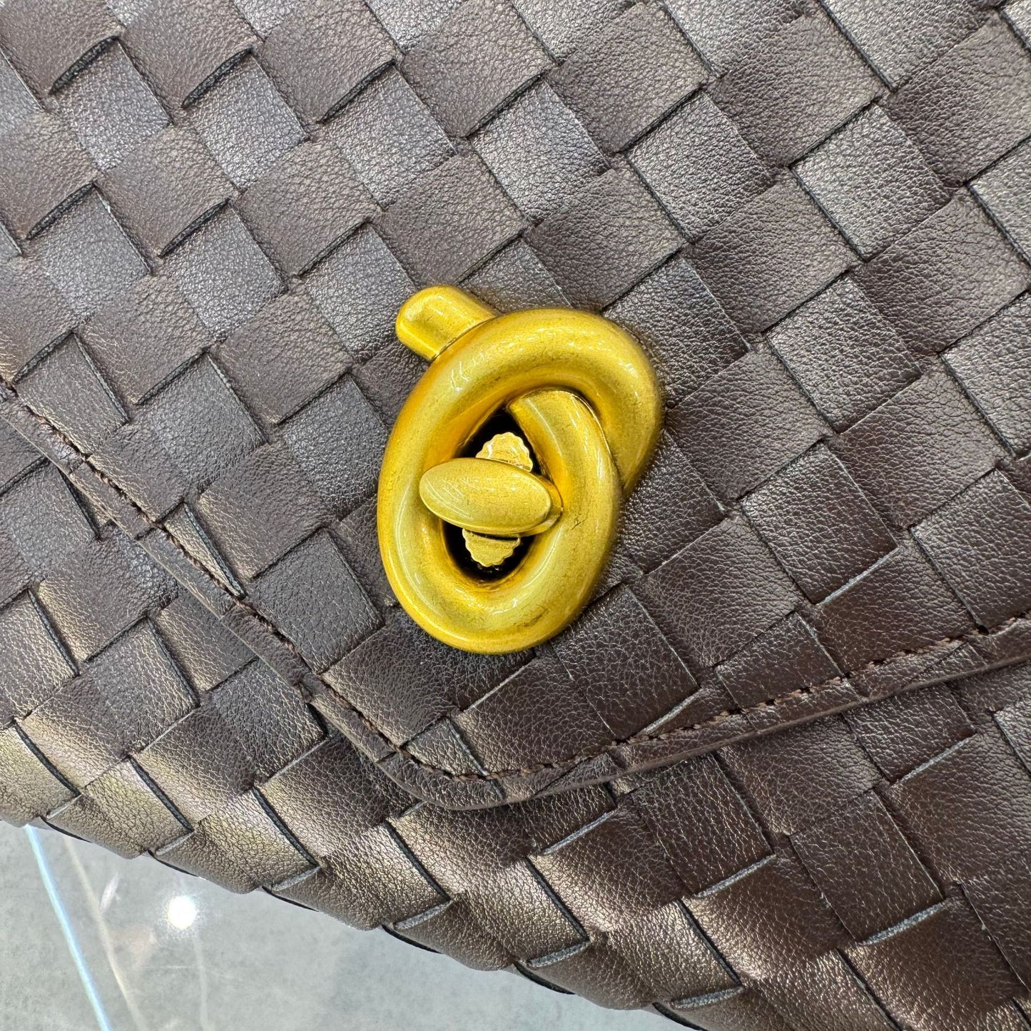 Knot Lock Leather Top Handle Bag