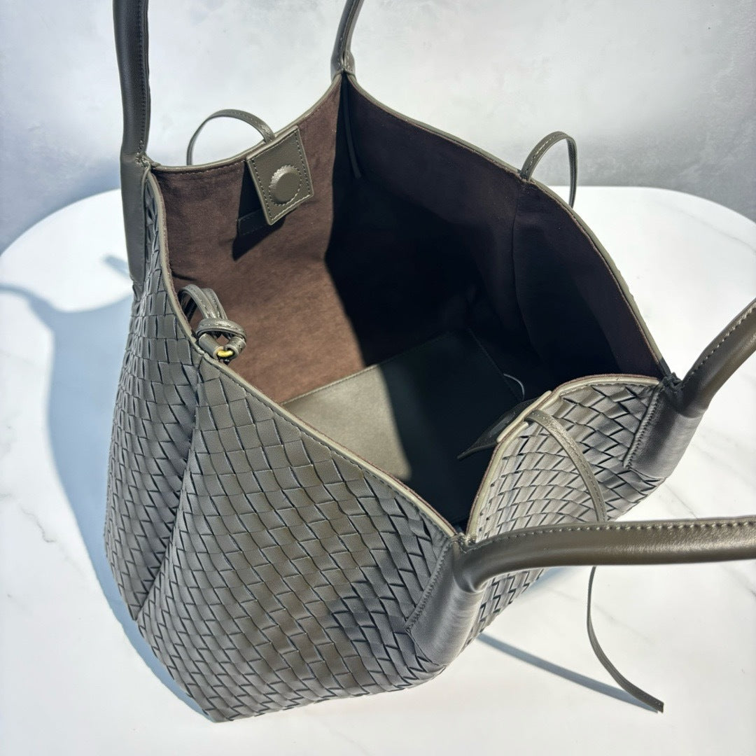 Intrecciato Weave Leather Tote Bag